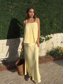 女士两件套荷叶边套装，包含短款雪纺吊带背心和不对称长裙，法式浪漫风格，修身剪裁，适合夏季度假、约会、休闲外出和派对穿着。 - 黃色 - 查看 2