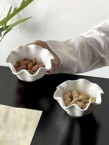 1pc/2pcs/4pcs Japanese Style Simple White Ceramic Bowls, Rolled Edge Sauce Dishes, Hong Kong Style Dessert Fruit Salad Bowls, Flower Shaped Ice Cream Pudding Bowls - Multicolor - View 4