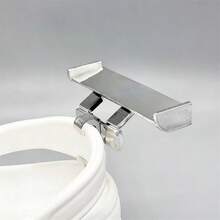 创意尾翼、翼形鞋、饰物、木屐、凉鞋、装饰品、汽车翼形配件、小饰品、尾翼装饰