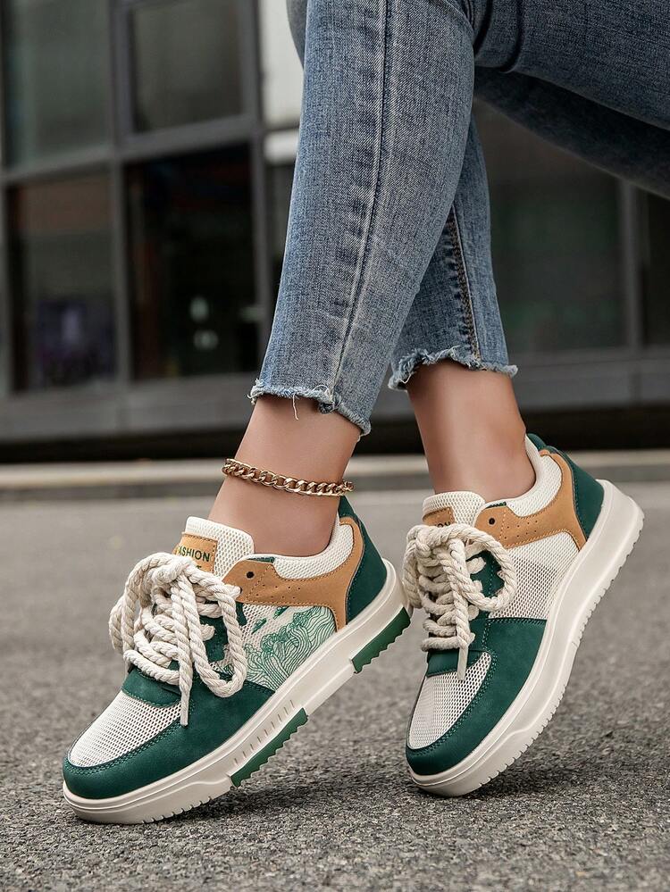 Tênis Casuais de Caminhada ao Ar Livre para Aumentar a Altura, Estilo Colorblock para Mulheres, Tênis Casuais de Skate com Estampa de Letra e Galho na Parte da Frente com Cadarço - Bege - Visão 2