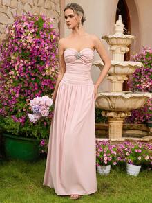 Đầm dạ hội dài chấm đất thanh lịch với cổ áo hình trái tim, đính cườm và bèo nhún, eo cao, hở lưng, thích hợp cho các buổi dạ hội, tiệc sinh nhật, tiệc tối trang trọng, hẹn hò, lễ hội, dự đám cưới, dạ tiệc trang trọng, họp mặt gia đình và các dịp khác. - Màu Hồng baby - Xem 8