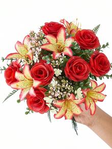 1束情人节仿真花玫瑰百合花束，假玫瑰塑料薰衣草仿真玫瑰花插花人造植物，适用于情人节礼物、家居派对餐桌装饰、中心摆件、婚礼装饰 - 紅色 - 查看 3