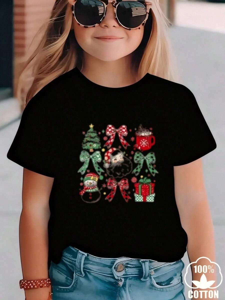 Esta nueva camiseta de manga corta para niña está hecha 100 % de algodón y luce un elegante estampado navideño. Es informal y versátil. Su tejido suave y agradable al tacto es delicado con la piel, lo que permite que las niñas se muevan con libertad y comodidad durante las reuniones familiares, los eventos escolares o los juegos al aire libre. - Negro - Ver 1