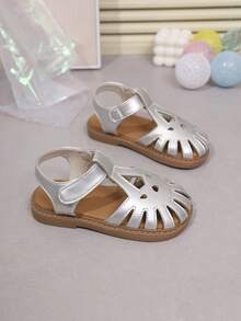 1 Pair Kids Summer Closed Toe Sandals, Girls Casual Fashion Versatile Soft Bottom Comfortable Flat Sandals, Student Princess Sandals - Silver - View 5