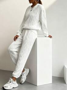 New Autumn And Winter Solid Color Woven Casual Loose Women's Sweater Suit, Women's Casual Polyester Fiber Round Neck Long Sleeve Sweater Pants Suit, Solid Color Fabric, All Season Casual Wear,Cable Knit Two-Piece Set: Hoodie & Joggers, Retro Texture For Cozy Daily Wear,Relaxed Cable Knit Outfit: Soft Fabric, Matching Design, Versatile For Casual/Chill - trắng - Xem 3