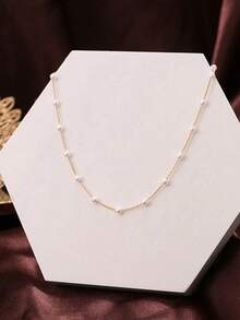 1件新款时尚珍珠项链，简约颈链
