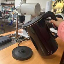 2L Hervidor  eléctrico. Tetera eléctrica. Alta potencia de 1000W. Corte automático de energía cuando el agua hierve.(Color: NERGO/BLANCO/ROSA) - Tipo de Enchufe A USA (110-127V) - Ver 2