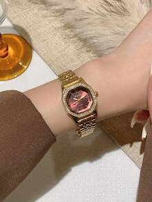 1 chiếc đồng hồ đeo tay nữ kiểu dáng tối giản, thanh lịch, cổ điển phong cách Trung Đông, màu vàng đồng. - Vàng - Xem 3
