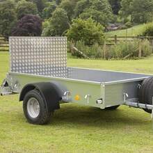 Guardabarros redondos de acero para remolque, aptos para ejes simples y traseros. Resistentes, aptos para ruedas de 14", 15" y 16". Diseño universal atornillable. Resistentes a la corrosión. 2 unidades. - Unitalla - Ver 5