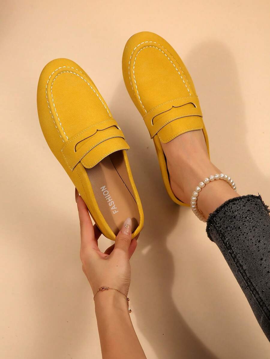 The Vibrant Yellow Loafers Feature A Three-Dimensional Pleated Soft Toe That Brightens Up The Entire Outfit. The Retro And Versatile Design With A Classic Round Toe Is Soft And Flat, Making Them Suitable For Both Commuting And Casual Wear - Yellow - View 1