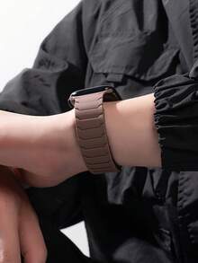 Magnetic Watchband Compatible With Apple Watch Band 49mm 46mm 45mm 44mm 42mm 41mm 40mm 38mm Thin Silicone Replacement Wristband Strong Magnet Link For I Watch SE SE2& Series 10/9/8/7/6/5/4 Ultra 2 - Black With Wine Red - View 4