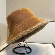 1顶时尚柔软女士双面渔夫帽，适合冬季外出和节日礼物，柔软保暖的毛绒帽，寒冷天气必备女帽