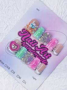 10片/套 手工鸭嘴美甲贴片，Y2K 酷炫风格，裸色和红色法式边，绿色花卉图案，闪粉美甲，适合派对、婚礼、日常佩戴，包含美甲工具，是送给女性和女孩的绝佳礼物。 - 彩色 - 查看 2