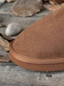 时尚百搭纯色保暖内衬雪地靴，适合秋冬季节，舒适静音，青少年休闲靴，室内外均可穿着。 - 棕色 - 查看 7