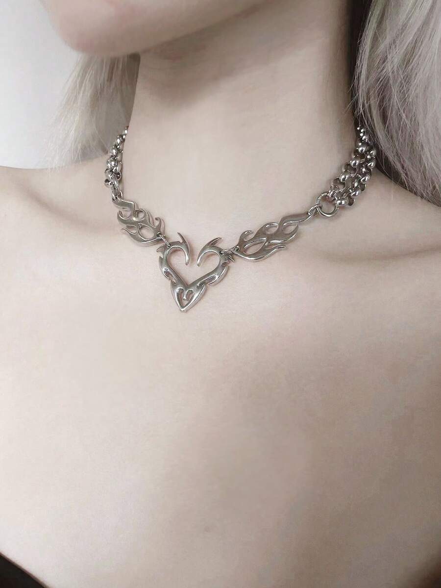 1pc Flame Metal Street Hip-Hop Necklace, Niche Design, High-End Quality, Choker Necklace, Suitable For Wearing At Parties And Daily Commute - Silver - View 1