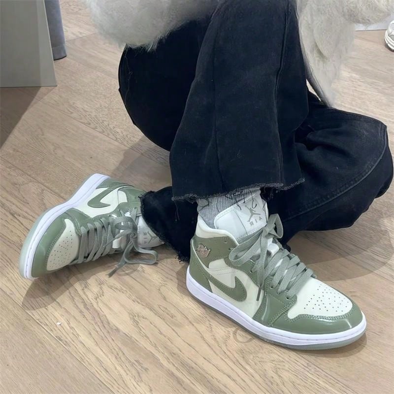 Nike Zapatos deportivos casuales de baloncesto para mujer AJ1 - Verde - Ver 1