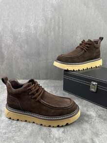 Zapatillas de moda casuales con suela gruesa para hombres, zapatos deportivos de media altura livianos y cómodos de alta calidad, adecuados para todas las estaciones