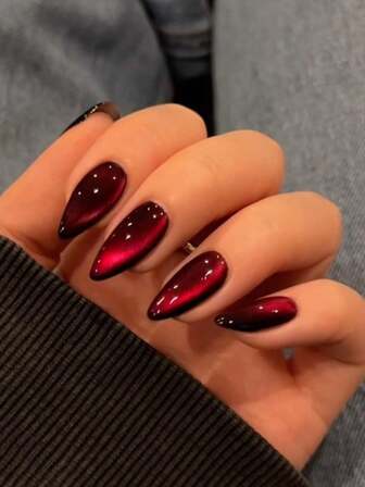 24 st mandelformade nageltips - Med söta enfärgade röda kattögondesign, medellånga konstnaglar, lämpliga för kvinnors dagliga tillfällen och speciella evenemang, en perfekt present till henne, manikyrteknikpresent, utsökt nagelkonst.