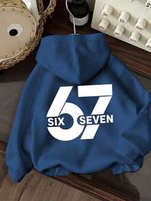 男童“67 SIX SEVEN”字母数字图案保暖套头卫衣，秋冬季保暖舒适，适合活泼男孩的休闲街头风格。 - 藏蓝色 - 查看 5