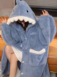 1 Pc Women's Cozy Shark Themed Coral Fleece Robe, Shark-Themed Hooded Rob, Thickened Shark Hooded Long Plush Warm Cartoon Suit, Cute And Interesting Cartoon Shark Hooded Warm Jacket, Long Sleeves & Pockets For Home Lounge, Birthday, New Year Gift, Robe Can Be Worn As Blanket, Winter/Spring, Valentine's Day Gifts, Gift For Women - Multicolor - View 3