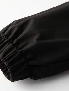 Chaqueta con capucha con patrón de rayas y estrellas para hombres, abrigo casual para exteriores con capucha con cordón, bolsillo y puños ajustables, chaqueta ligera para uso diario - Negro - Ver 5