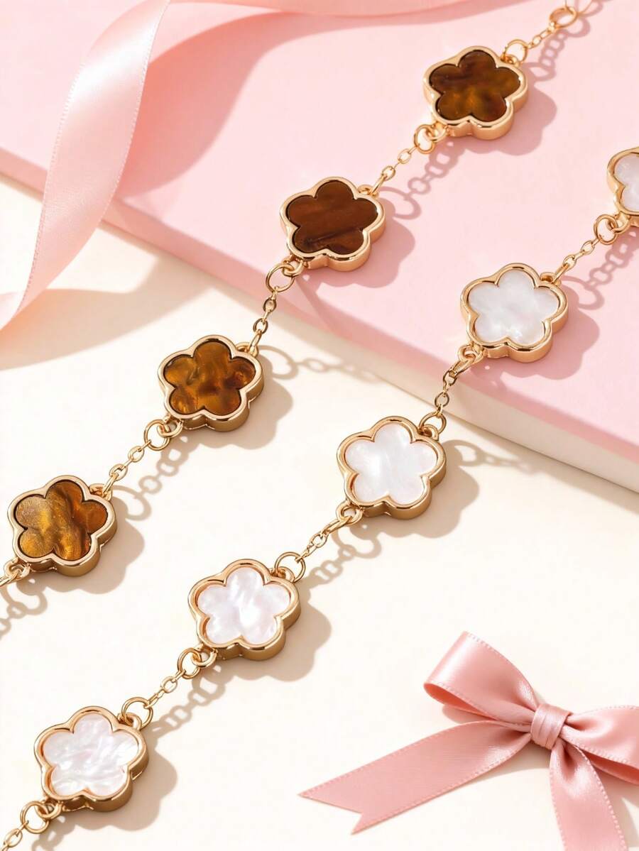 New Fashionable Lucky 5-Leaf Clover Bracelet For Women, Delicate Minimalist Friendship Gift, Birthday Present - one-size - View 1