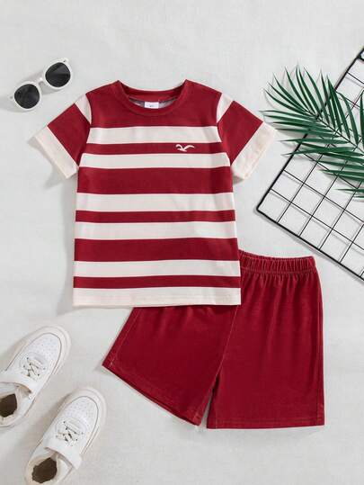 男童休闲条纹随机印花短袖上衣和短裤套装（2件套），夏季