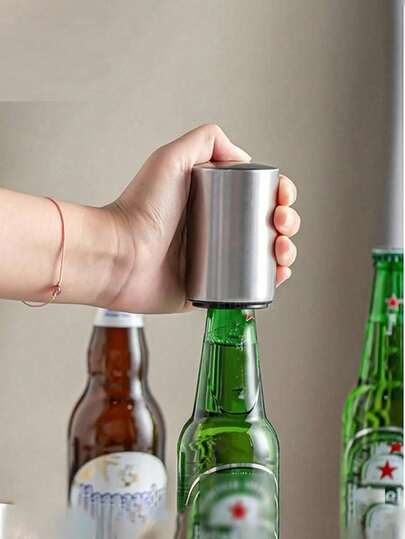 1 pieza Abridor de botellas de cerveza automático de acero inoxidable - Prensa magnética para abrir tapas de botellas, adecuado para el hogar, campamento, bar y fiesta, ideal como regalo del Día del Padre, reunión familiar, bar y restaurante, accesorio de cerveza, fácil de abrir, portátil y duradero.
