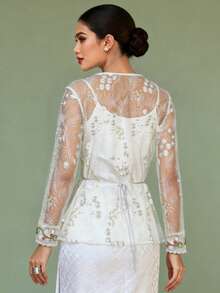 Kebaya For Women - 1-Piece Floral Print Elegant Embroidered Lace Patchwork Women's Top For Spring.