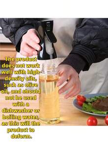 1 pezzo Spruzzatore d'olio in materiale plastico, azionato a pompa manuale, non lavabile in lavastoviglie, non per acqua calda, necessita di più pompate prima dell'uso, funziona meglio con oli meno densi, utensile versatile da cucina, bottiglia spray per olio