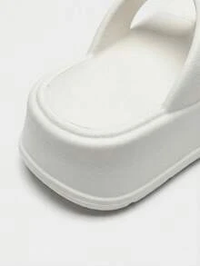 舒适女童拖鞋，适合户外旅行休闲，室内外皆宜，亲子款，厚底，百搭时尚，简约露趾，轻便，沙滩凉鞋，春夏女童凉鞋，儿童通用拖鞋（建议选购大一码） - 白色 - 查看 5