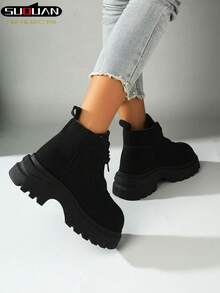 2026 Spring & Autumn New Women's Platform Boots, Front-Zipper Height-Increasing Serrated Sole, British-Style Ankle Boots, Versatile, Slimming & Elevating Ankle Boots, Autumn & Winter Commuter Shoes - Black - View 6