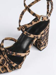 Sepatu Hak Tinggi Seksi Motif Leopard Wanita, Sandal Hak Tebal dengan Tali Pergelangan Kaki dan Ujung Persegi, Nyaman dan Serbaguna untuk Pemakaian Sehari-hari dan Bepergian, Pakaian Musim Semi dan Musim Panas - MultiWarna - View 8