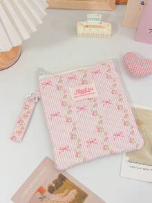 1pc Floral Print Quilted Cute 6 6.8 7 Inch E-Reader Sleeve Storage Bag Kindle Accessories Women's Accessories MP3/MP4/MP5 Storage Bag Mobile Phone Bag SA569P Kindle Paperwhite 2024 1/2/3/4/5/6 E-Book Reader Storage Bag, 6-7 Inch E-Reader Sleeve For Kindle/Boox/Kobo, Digital Protective Bag For Students, School Daily Use,Storage Orangizer,Travel Essential - Multicolor - View 13