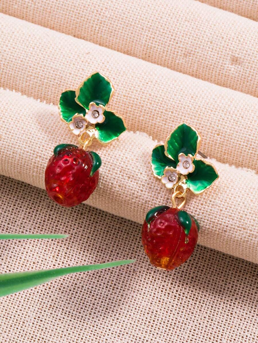 1 Pair Cute Realistic Mini Strawberry Earrings, Delicate Niche Ins Style Fruit Earrings, Korean/Japanese Sweet Style - Burgundy - View 1