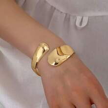 Fashionable Curved Arc Smooth Bangle Bracelet, Gold Color, Adjustable Open Cuff Design - Gold - View 4