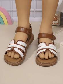 2022夏季新款女童休闲时尚百搭圆头露趾软底舒适平底凉鞋，学生凉鞋，公主凉鞋，女童休闲平底凉鞋 - 棕色 - 查看 2