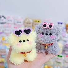 10支装混合毛绒加粗毛根，适用于娃娃和DIY玩具，柔软的雪尼尔绒条可用于缝纫和家居装饰，扭曲的铁质毛根带有毛毡胶带，适用于狗狗和兔子，聚酯纤维材质，适合14岁及以上人群。