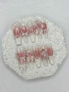 10片手工制作的压敏人造指甲，珍珠雪花蝴蝶结蕾丝洛丽塔法式假指甲，可卸可重复使用的美甲用品（1片果冻贴纸+1个指甲锉） - 粉色 - 查看 10