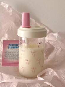 500毫升/700毫升容量粉色蝴蝶结装饰水瓶，仿珍珠奶茶风格夏日水杯，便携式超大吸管塑料杯，小众大容量，适合女生、学生