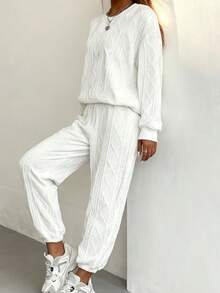 New Autumn And Winter Solid Color Woven Casual Loose Women's Sweater Suit, Women's Casual Polyester Fiber Round Neck Long Sleeve Sweater Pants Suit, Solid Color Fabric, All Season Casual Wear,Cable Knit Two-Piece Set: Hoodie & Joggers, Retro Texture For Cozy Daily Wear,Relaxed Cable Knit Outfit: Soft Fabric, Matching Design, Versatile For Casual/Chill - trắng - Xem 2