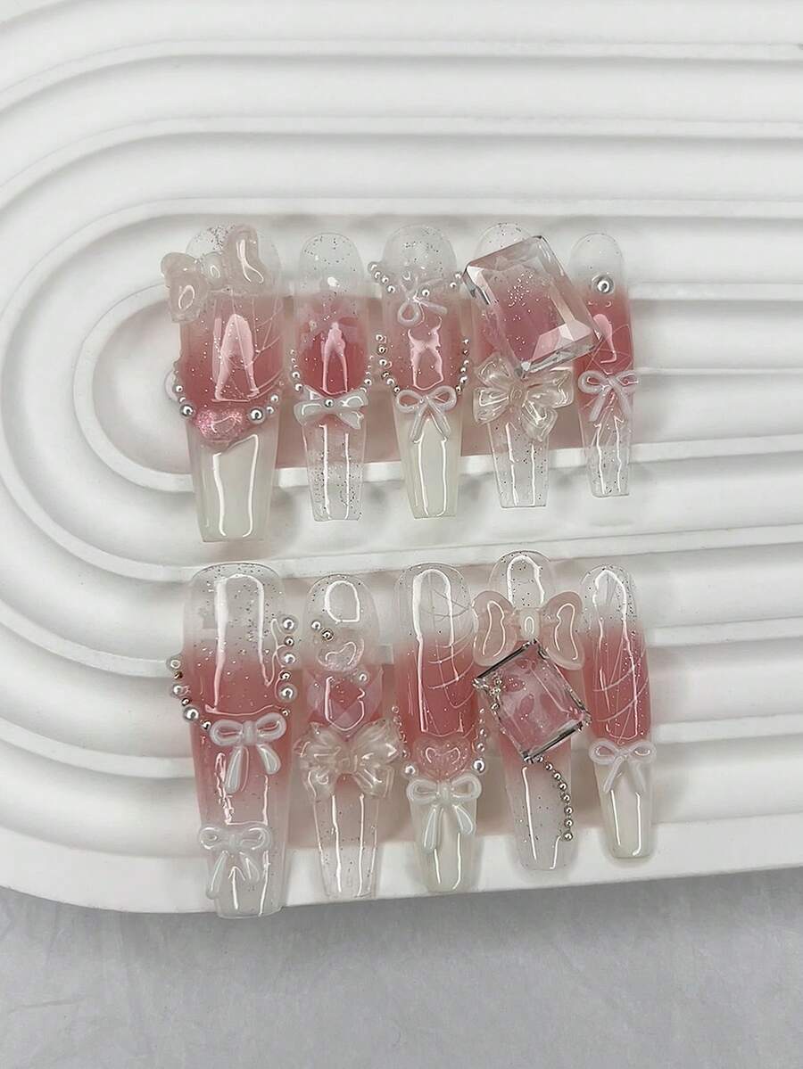 10片手工制作的压敏人造指甲，珍珠雪花蝴蝶结蕾丝洛丽塔法式假指甲，可卸可重复使用的美甲用品（1片果冻贴纸+1个指甲锉） - 粉色 - 查看 1