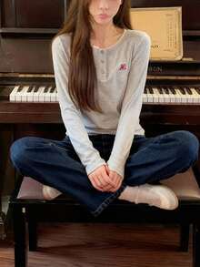 女士字母刺绣纽扣半开襟长袖休闲衬衫 - 淺灰色 - 查看 6