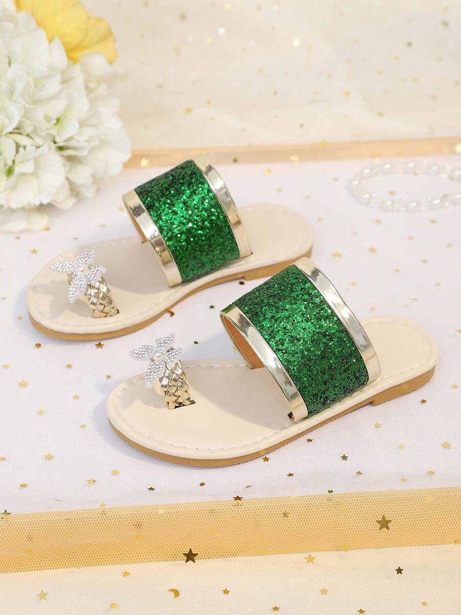 1 Paio di Sandali Piatti Oro Taglie Forti, Cinturini Luccicanti Colorati, Design Farfalla Colorata con Perle, Ciabatte Romane Alla Moda e Carine, Adatte per Ragazzi e Ragazze 3-12 Anni, Uso Quotidiano, Feste, Spiaggia, Primavera/Estate 2025 - Verde - Visualizzare 1