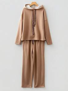 Acelitt 冬季女士深卡其色豹纹抽绳套头连帽衫和高腰灯芯绒裤套装 - 棕色 - 查看 4