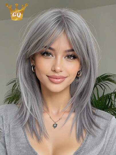 16英寸短款灰色假发，适合成熟女性，耐热合成纤维材质，带刘海，适合日常佩戴。