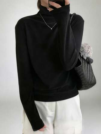 女士纯色高领长袖打底T恤，适合居家、日常穿着和叠穿