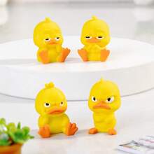 2026 最新款 3D 打印愤怒鸭汽车装饰 - 黄色橡胶鸭，黑色眼睛和橙色嘴巴，表情生动，适用于轿车、卡车和 SUV - 圣诞节、生日、公路旅行和汽车派对的完美礼物。这款充满节日气氛的 3D 打印橡胶鸭表情丰富，适合装饰汽车内饰，是一款可爱又别致的小鸭子汽车装饰品。 - 彩色 - 查看 3