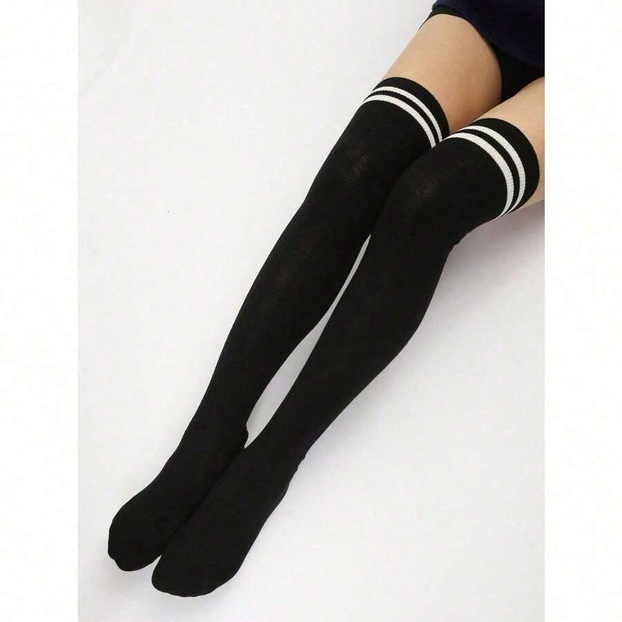 1 par de medias altas de unicolor para mujeres, simples pero versátiles y cómodas, adecuadas para todas las estaciones - Blanco y Negro - Ver 1