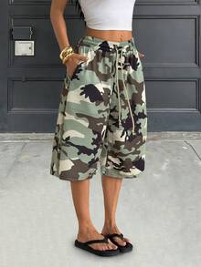 女式针织百慕大短裤，带抽绳，迷彩印花，无弹力，休闲风格 - 彩色 - 查看 4